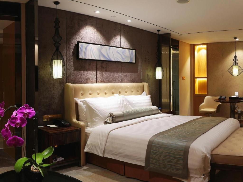 Lia! Beijing Hotel Экстерьер фото
