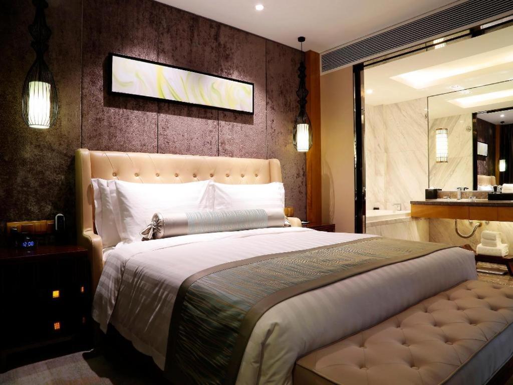 Lia! Beijing Hotel Экстерьер фото