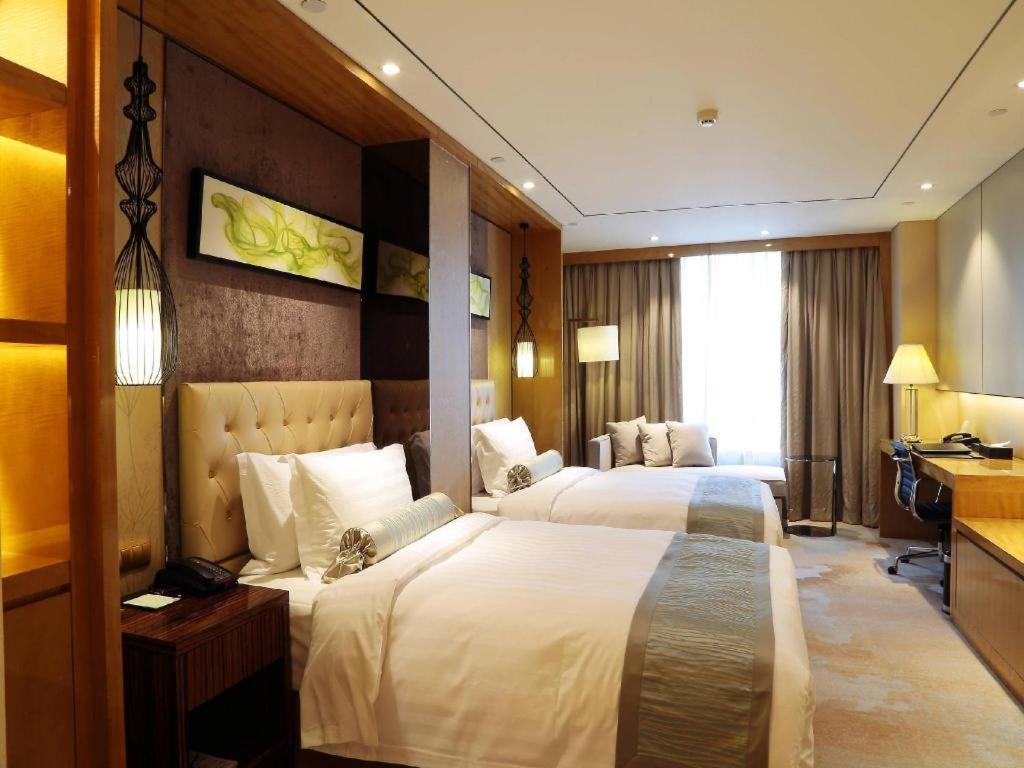 Lia! Beijing Hotel Экстерьер фото